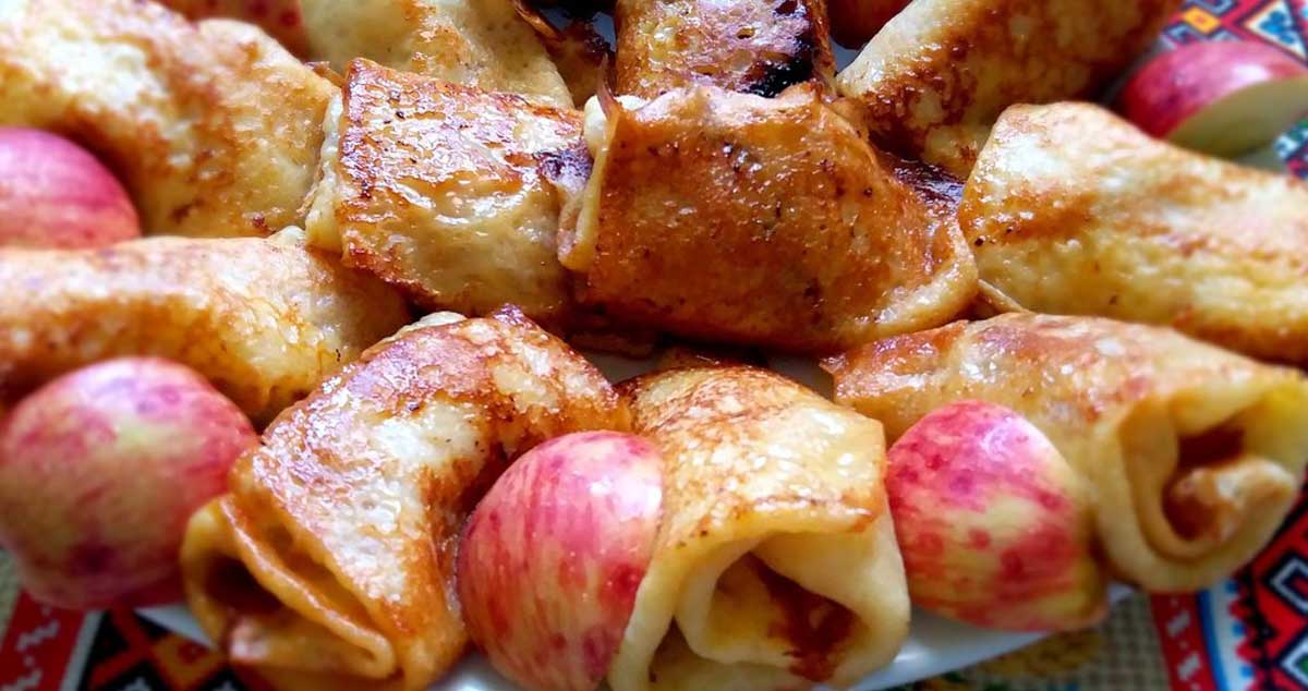 Clatite cu mere caramelizate