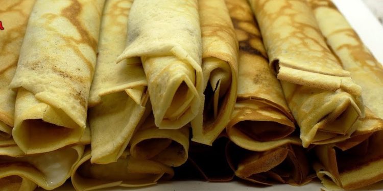 clatite-casa-fine-fragede-si-aromate