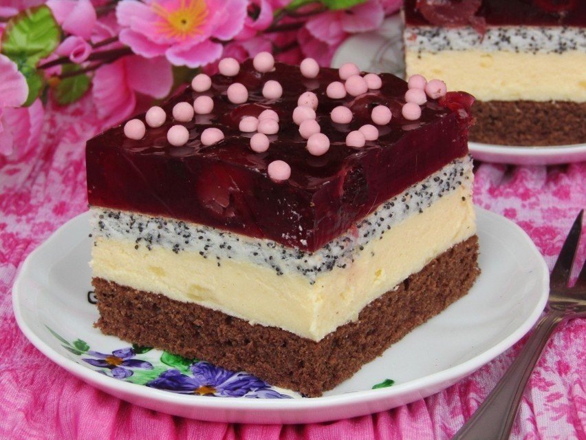 prajitura cu pandispan vanilie si cirese