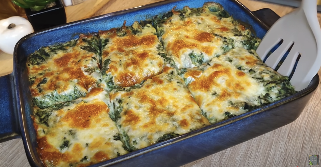 Cartofi gratinați cu spanac și brânză – Rețetă simplă și gustoasă