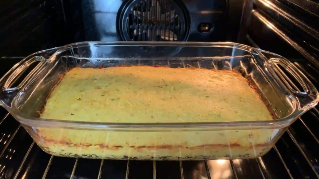 Doar radeți cartofii – o masă grozavă pentru prânz sau cină