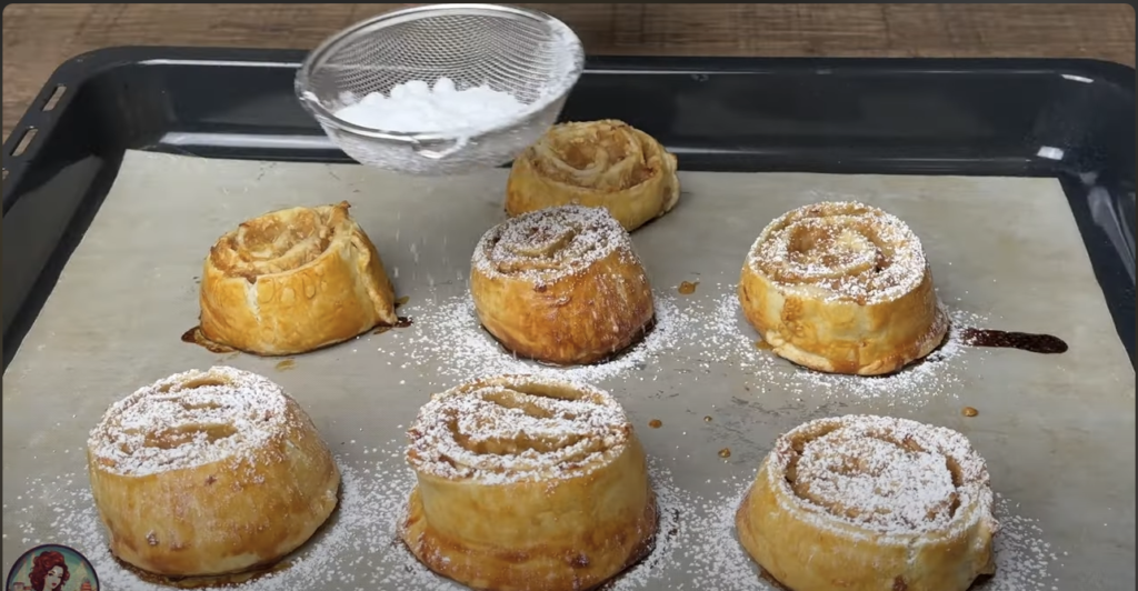 Melci crocanți cu mere și scorțișoară: o plăcere delicioasă din aluat fraged, pe care o vei iubi