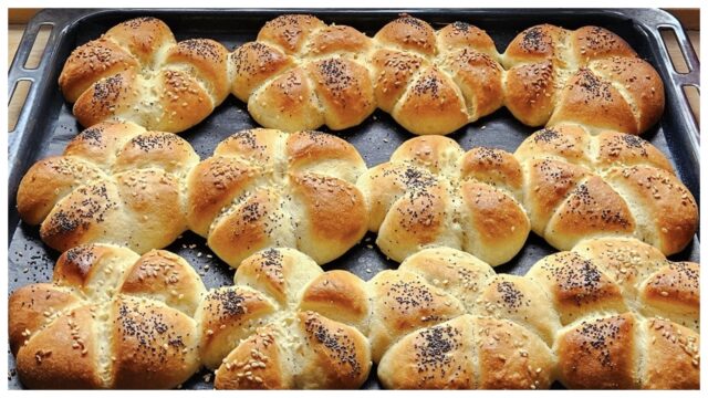 painici pufoase cu mac