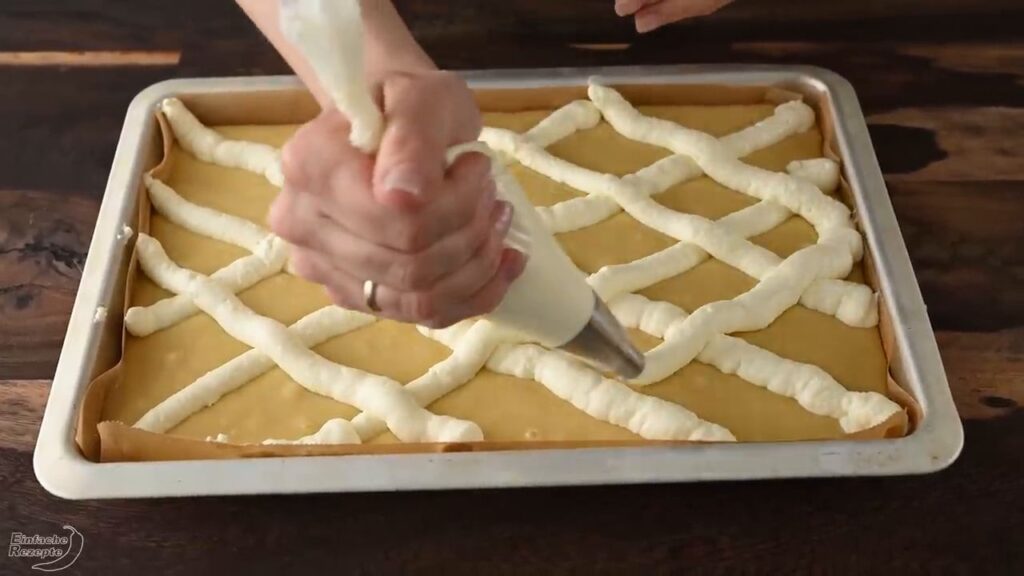 Desert grilaj cu brânză dulce și smântână fermentată