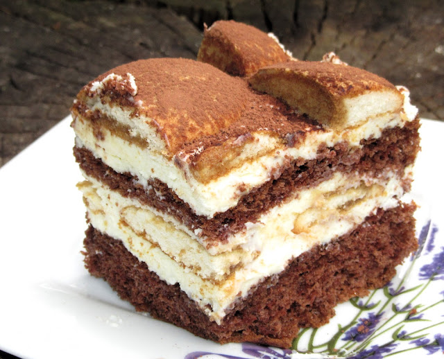 Prăjitură Latte Macchiato – Cu lapte și cafea, simplu (rețetă pentru o tavă mare)