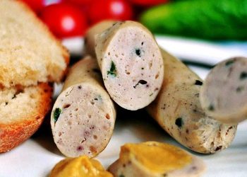 Carnati cu carne de pui