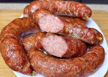 Carnati traditionali de casa