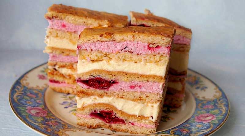 Prajitura cu bezea si visine