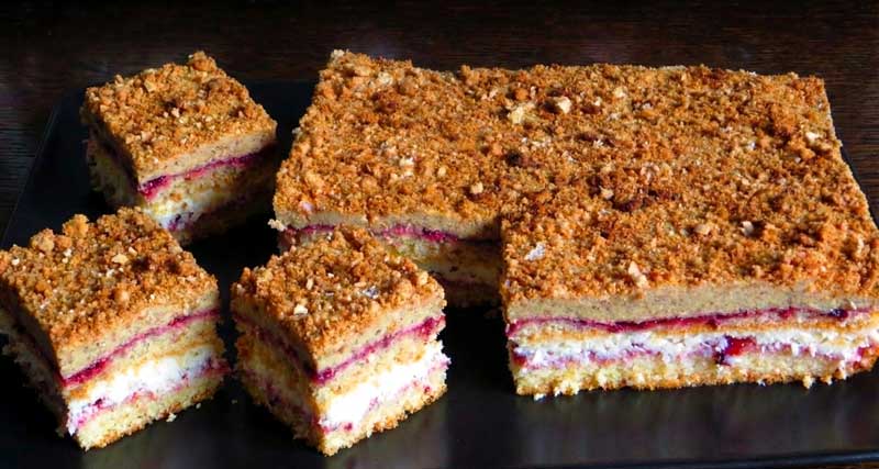 Prajitura cu cocos si nuci