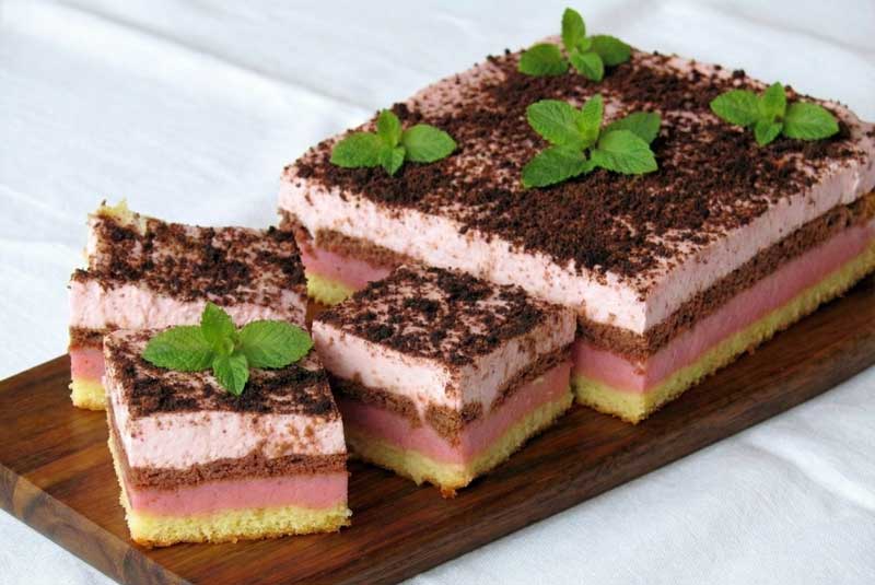 Prajitura cu visine si mousse